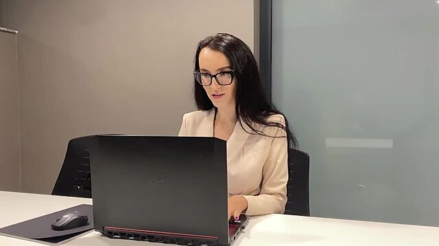 Office girl gets horny on her workplace & rubs Clit under the table