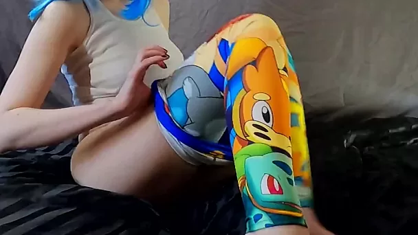 Pokemon Coplay scene ended with Powerful Orgasm for Busty Solo-Girl