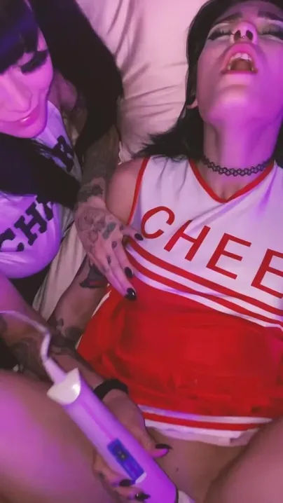 Me and my bestie cheering for cum