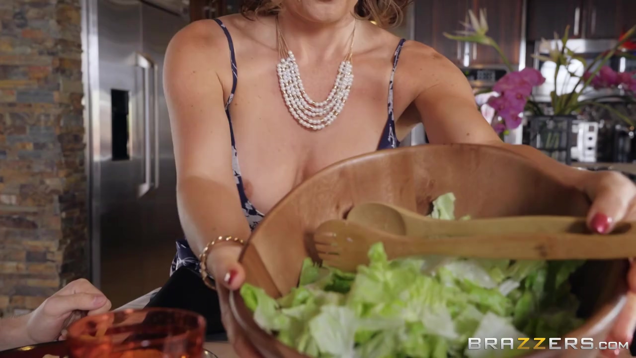 1280px x 720px - Friend's Hot Mom Krissy Lynn Invites for salad with a side of pussy