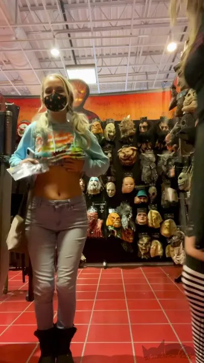 La boutique d'Halloween fait vraiment ressortir le monstre intérieur