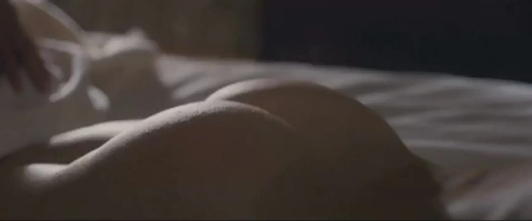 Забытый сюжет Кейт Хадсон о шлепании по заднице в фильме «Убийца внутри меня», 2010 г.