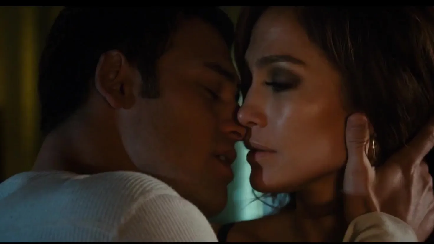Atemberaubende Jennifer Lopez in erotischer Sexszene
